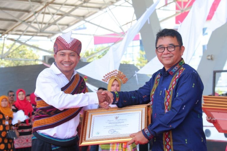 Polikarpus Do Majukan Pendidikan NTT Lewat PKBM