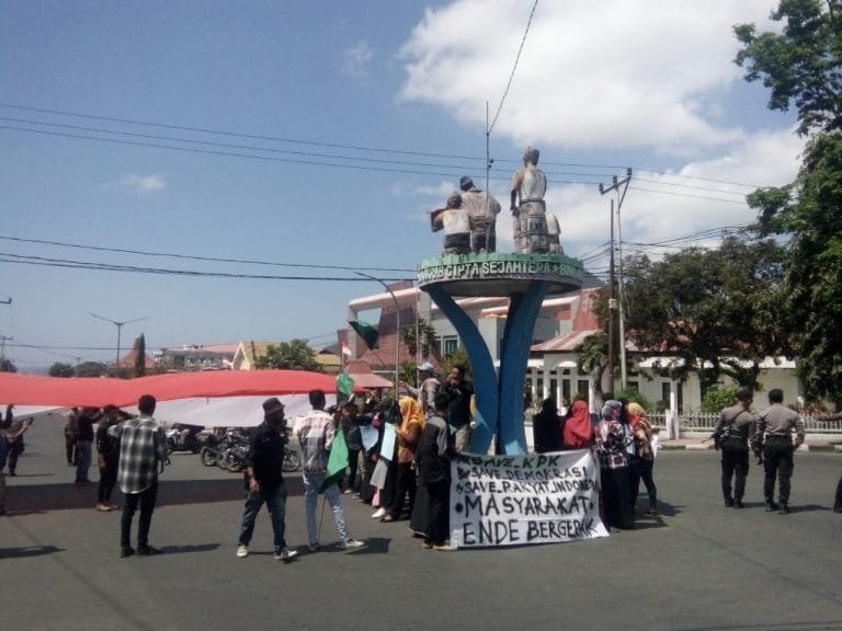 Dua Kali Demo, Mahasiswa di Ende tak Bertemu Wakil Rakyat