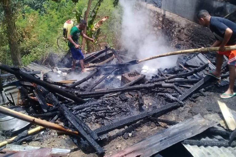 2 Unit Rumah di Rajawawo Terbakar, Kerugian Capai Ratusan Juta
