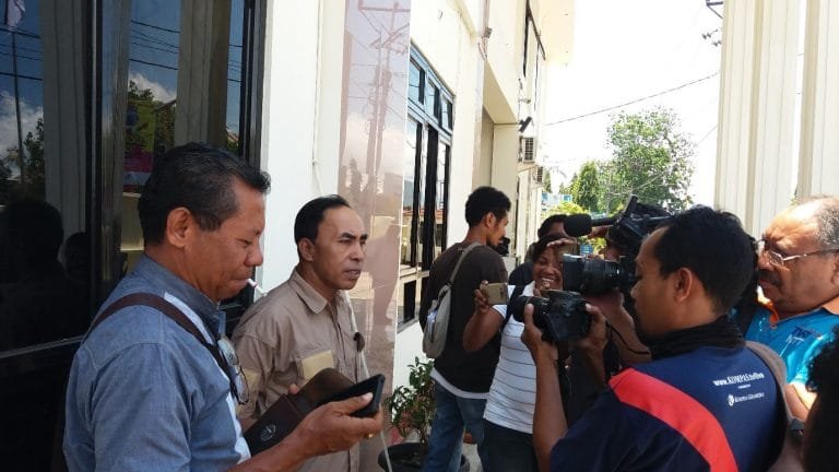 Mengapa Tidak Perlu Minta Maaf?: Kasus Gugatan Perdata Pimpinan Obor Mas vs Wartawan di Maumere