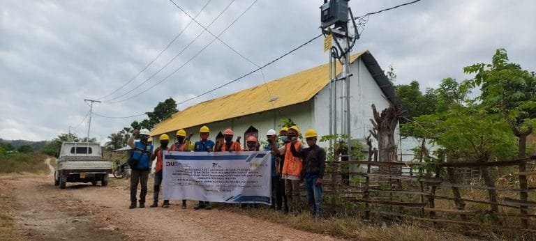Terangi 18 Desa Terpencil di NTT, PLN Kucurkan Rp20,8 Miliar
