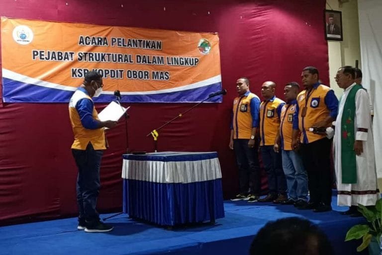 GM KSP Kopdit Obor Mas Lantik Manajer Area dan Tiga Manajer Cabang