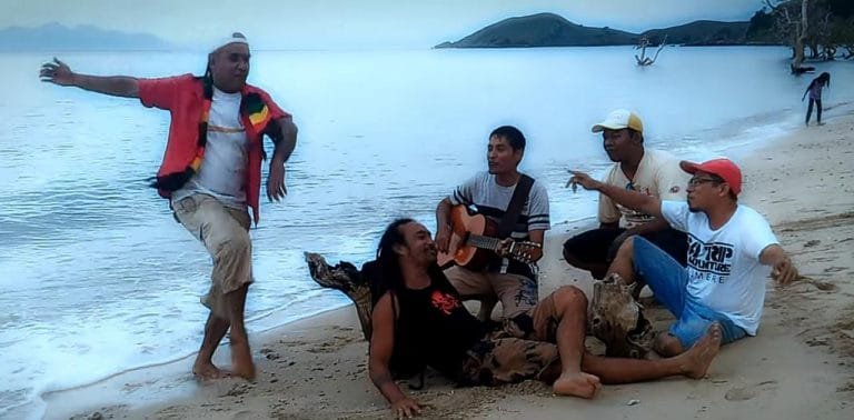 Komunitas Pencinta Alam di Sikka Promosi Wisata Kajuwulu Melalui Lagu ‘Sore 5’