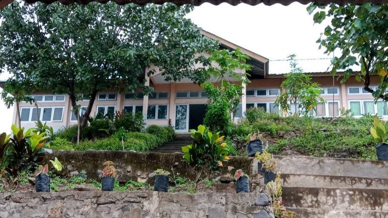 Dampak Covid-19 dan ASF, Sandi Gemari Maumere Bebaskan SPP untuk Siswa