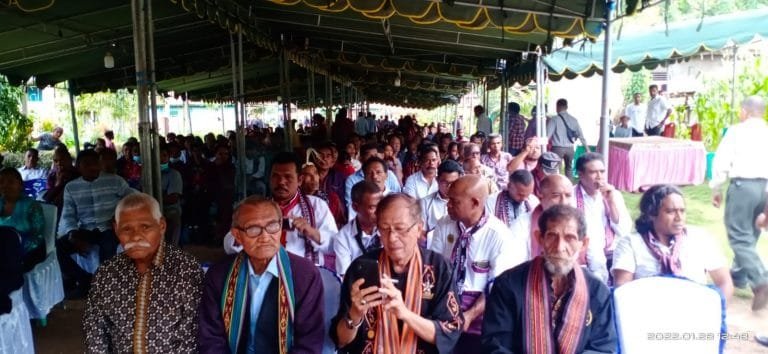 Wabup Agus Gelar Open House Bersama Ribuan Masyarakat di Waihelan-Flotim