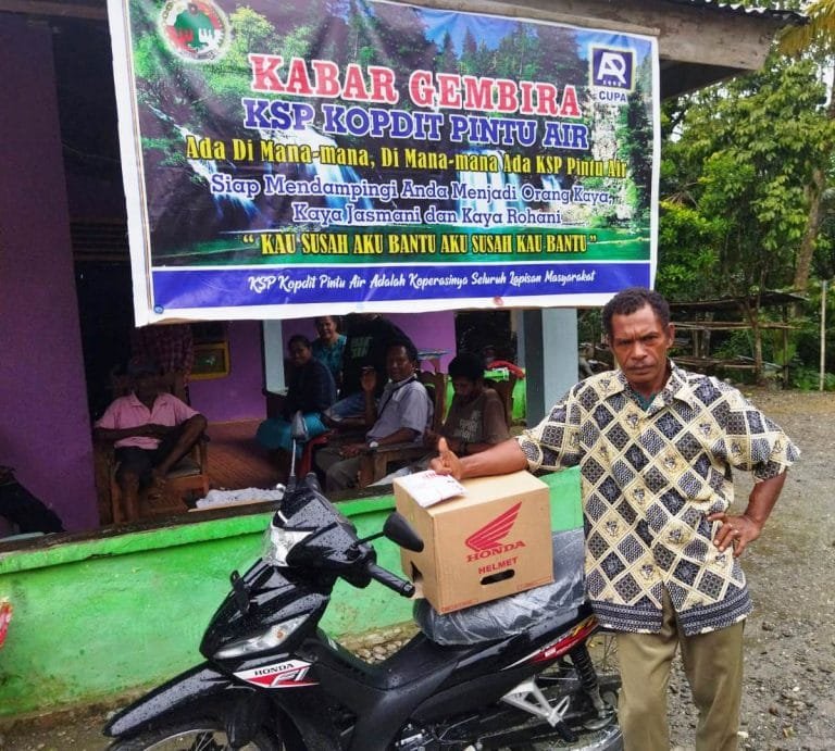 Kisah Bernadus, Pekerja di Kebun Sawit yang Bahagia Jadi Anggota Pintu Air