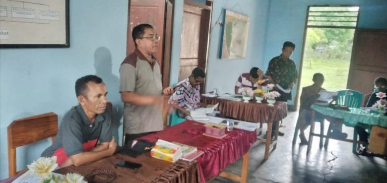 Beny Banu Minta Pintu Air Buka Pelayanan di Desa Oelfatu