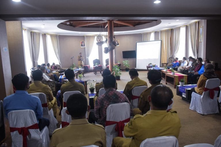 Bupati Manggarai Minta BUMD dan BUMN Berperan dalam Meningkatkan PAD