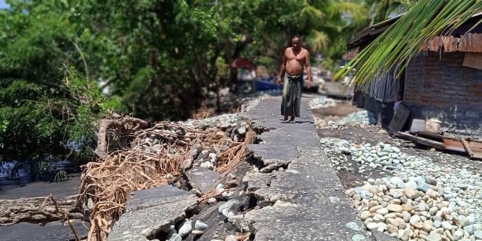Abrasi Ancam 102 KK di Pesisir Pantai Warukasu, Nangapanda-Ende