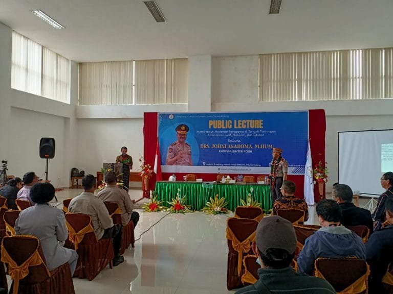 Beri Kuliah Umum di Unika St. Paulus Ruteng, Irjen Polisi Johni Asadoma: Moderasi Beragama karena Paham Radikalisme