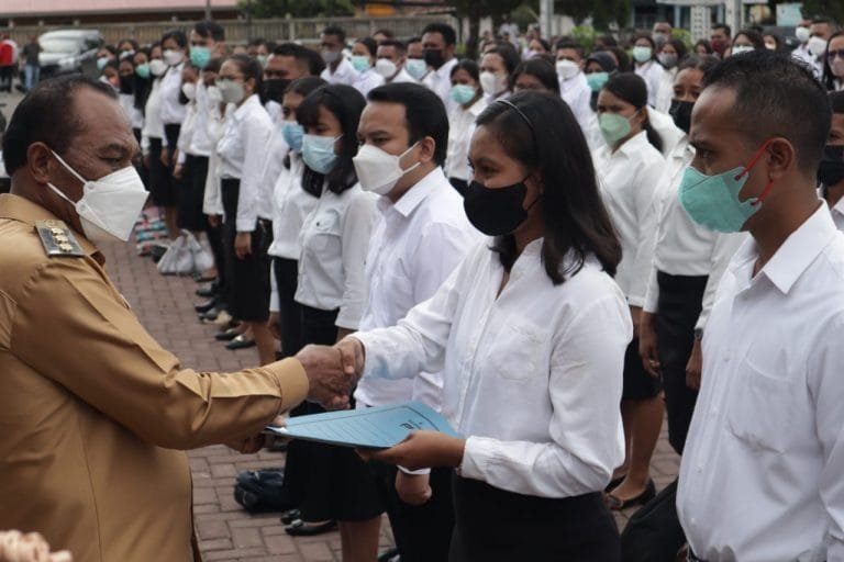 Bupati Ngada Minta 277 Lulusan PNS Menjadi Pelopor untuk Masyarakat