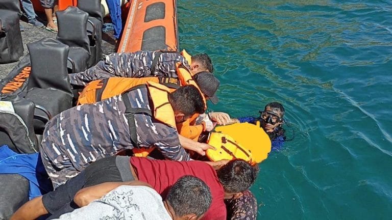 Cuaca Buruk, Kapal Tiana Tenggelam di Perairan Pulau Kambing-Labuan Bajo, Dua Meninggal Dunia