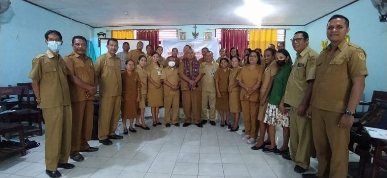 SMP Katolik Adisucipto Penfui Gelar Bimtek Pelaksanaan Kurikulum Merdeka