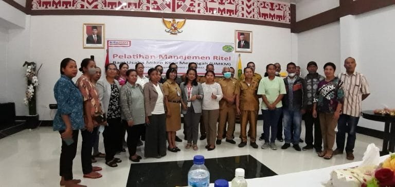 Pemda Ngada dan Alfamart Beri Pelatihan kepada Pelaku UMKM
