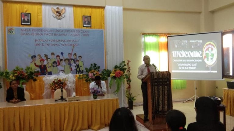 421 Siswa Baru SMAS Regina Pacis Bajawa Ikut MPLS