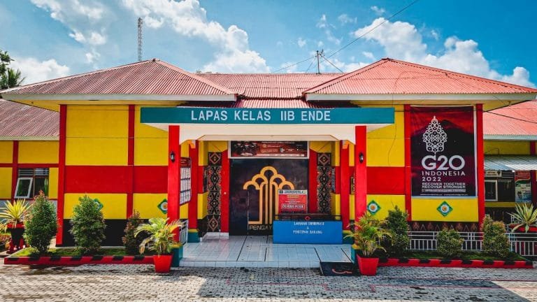 133 Warga Binaan Lapas Ende Terima Remisi pada HUT RI ke-77