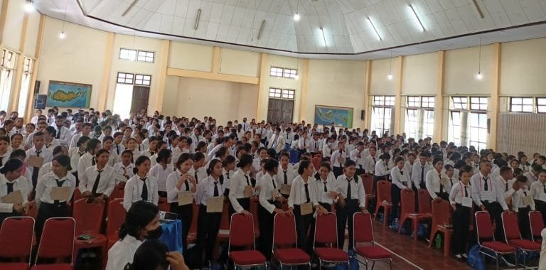 Mengenal Iklim Kampus Unika Santu Paulus Ruteng lewat PKKMB