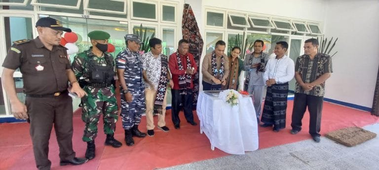 Resmikan UPT Puskesmas Paga, Bupati Robi: Jangan Ada yang Masuk Penjara