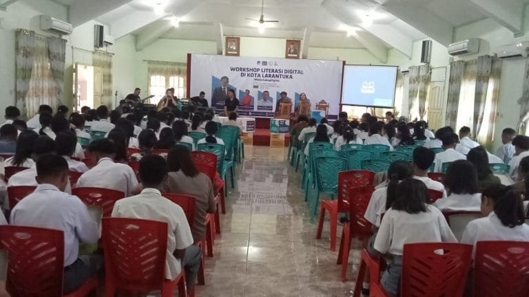 Supaya Cakap Digital, Kominfo RI Gelar Workshop Literasi Digital di Kota Larantuka