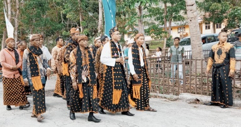 Merayakan Perak Imamat Pater Salvator Kinu Towary, SVD