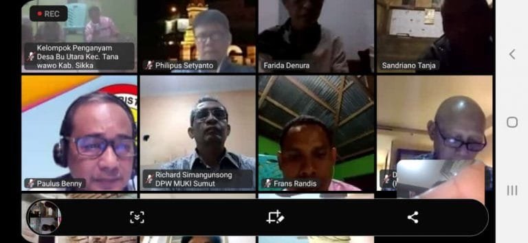 Pengrajin Anyaman di Sikka Butuh Pendampingan dan Akses Pasar