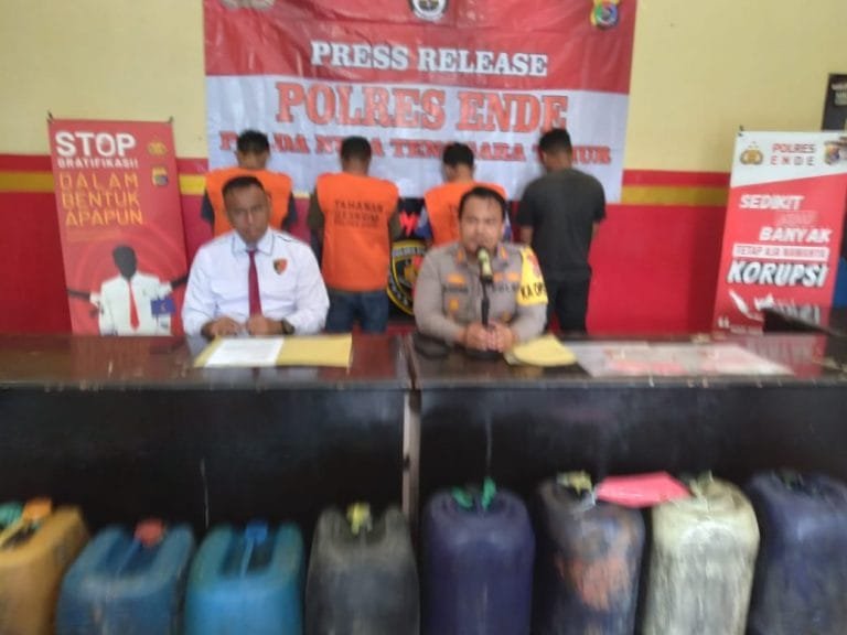 Polisi Tangkap Pelaku Pencurian BBM Subsidi di Ende