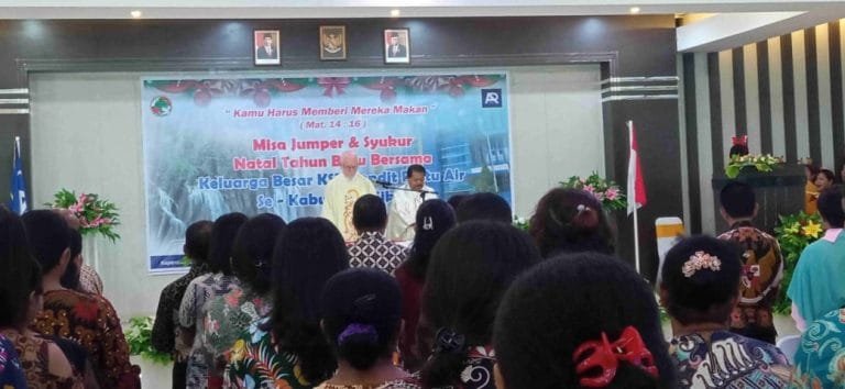 Pater Kirch Ajak Keluarga Besar Kopdit Pintu Air Wujudkan Solidaritas