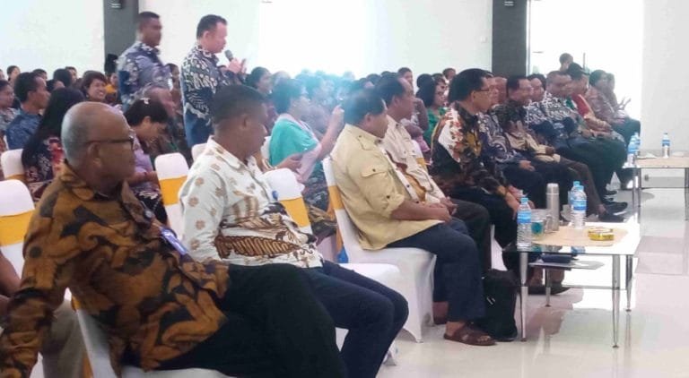 Romanus Woga Tegaskan Kopdit Pintu Air Harus Butuh Mujizat Sosial