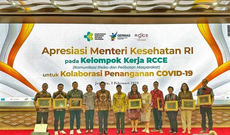 Menkes Berikan Penghargaan Kolaborasi Penanganan Covid-19 kepada AMSI