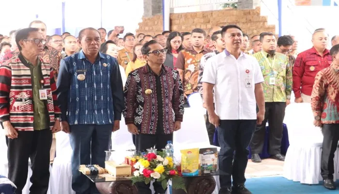 Ayodhia Kalake Minta Bank NTT Aktif Bina Pelaku UMKM di Ngada