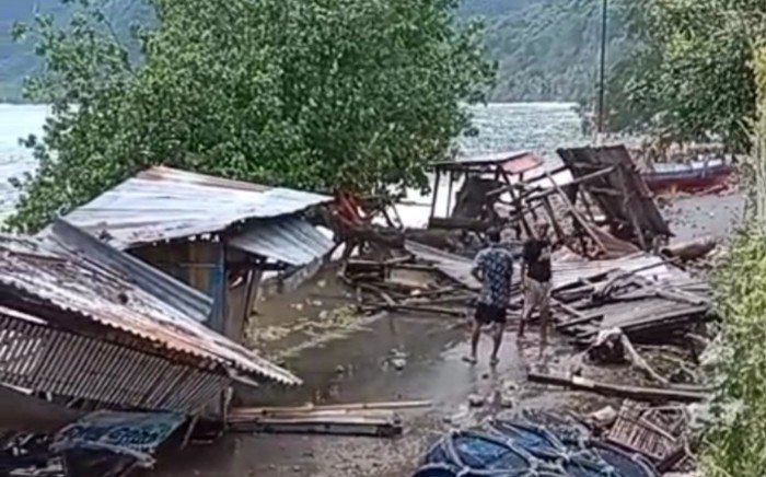 Banjir Rob Hantam Badan Jalan Selatan Nagekeo