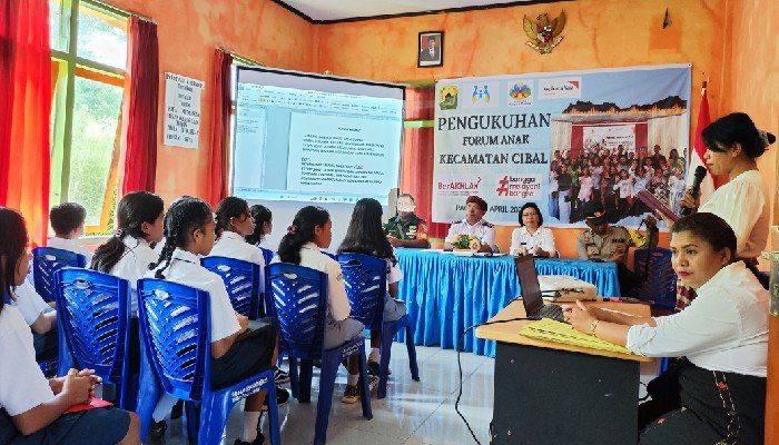 DP3A Manggarai Gandeng Wahana Visi Indonesia Perkuat Forum Anak Kecamatan1