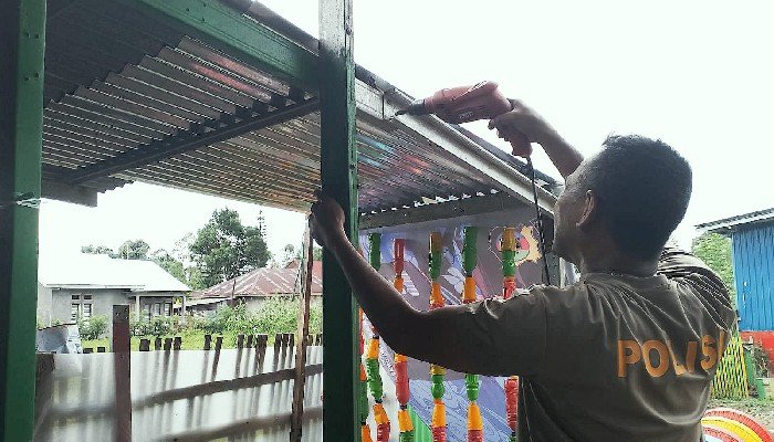 Bripka Syamsuddin Dirikan Sekolah Demi Masa Depan Anak di Manggarai_2