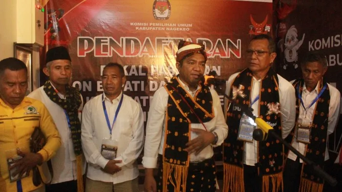 Don Bosco Do-Marianus Daftar ke KPU Nagekeo