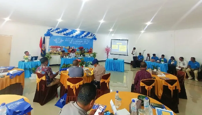 KKBU Frans Sales Lega Bahas Kampanye Keamanan Penerbangan