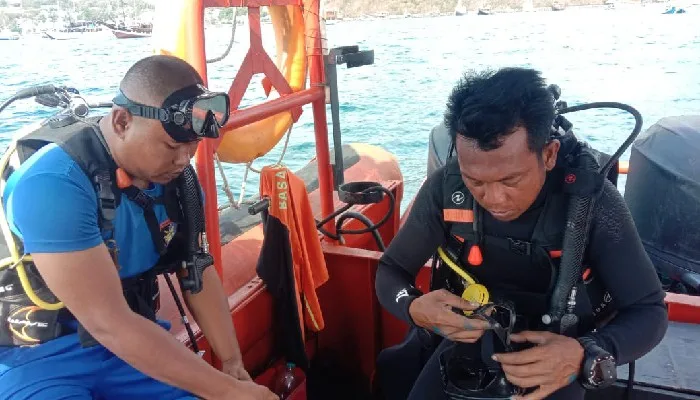 KM Doa Ibu Terbalik di Perairan Pulau Monyet Labuan Bajo, Dua Nelayan Hilang