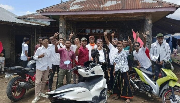 Kades Pong Lao Diadukan ke Gakkumdu Manggarai karena Diduga Ikut Kampanye Paket Hery-Fabi