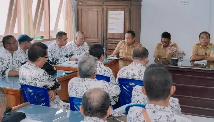 PGRI Flotim Temui Kadis PKO Perjuangkan Tunggakan Tunjangan Profesi Guru 2024