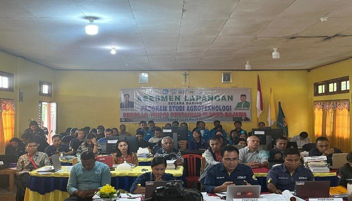 Dua Prodi Stiper Flores Bajawa Raih Akreditasi Baik dari BAN-PT