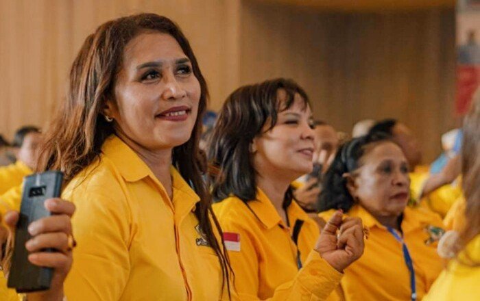 Golkar Ende Buka Pasar Murah, Sediakan Paket Sembako Seharga Rp61 Ribu Golkar Ende Buka Pasar Murah, Sediakan Paket Sembako Seharga Rp61 Ribu