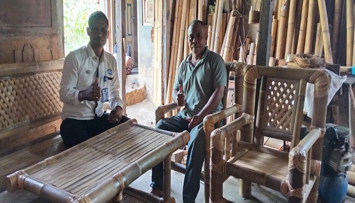 Kosmas Ally Buktikan Difabel Bukan Objek Belas Kasihan lewat Usaha Mebel Inklusif