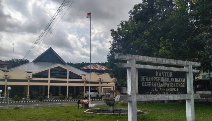 Respons Temuan Rp7 Miliar di DPRD Ende, Armin Wasa Sebut Hasil Audit Inspektorat ‘Dokumen Palsu’