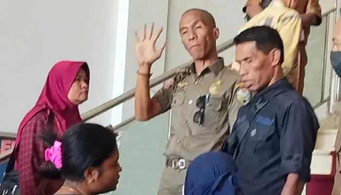 Bupati Ende Pastikan Penggusuran Lapak di Ndao Besok, Pedagang Tetap Tolak