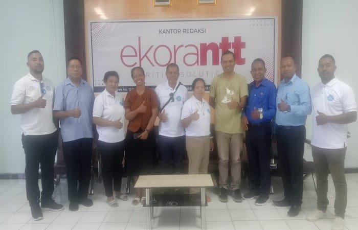 Pengurus CU Lanamona Belajar Mengelola Media Publik di Ekora NTT