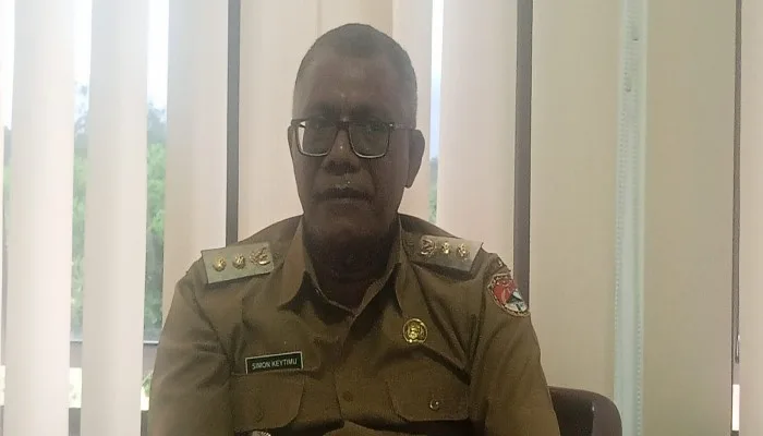 Wabup Sikka Larang  ASN Belanja di Pasar Ilegal