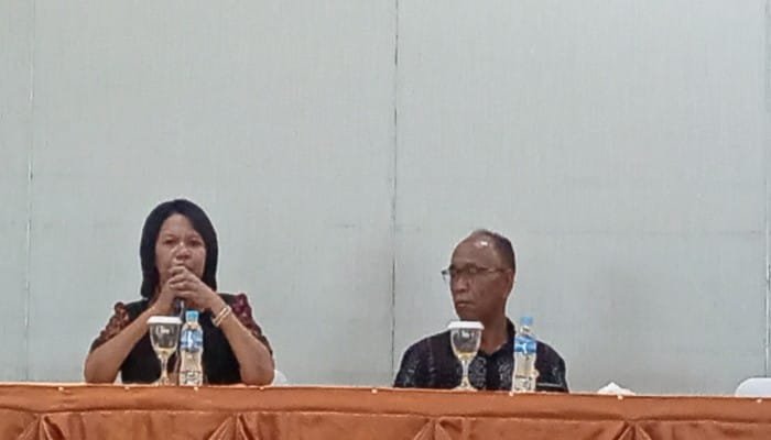 Disnakertrans Sikka Edukasi Aturan Ketenagakerjaan bagi Pengelola Kopdit Pintu Air