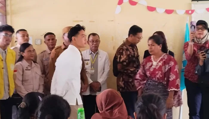 Wapres Gibran Rakabuming Minta Percepat Pemanfaatan Pasar Lama Mbongawani