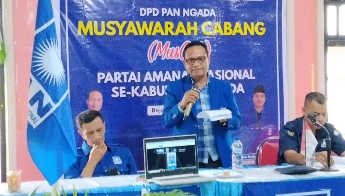 Ketua PAN Ngada_ Kader Harus Beri Solusi terhadap Persoalan Masyarakat