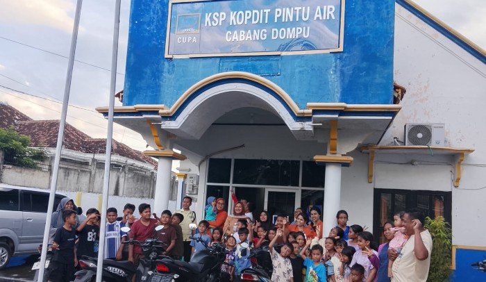 Anak-anak Dompu Antusias Gelar Kawiri untuk Kopdit Pintu Air