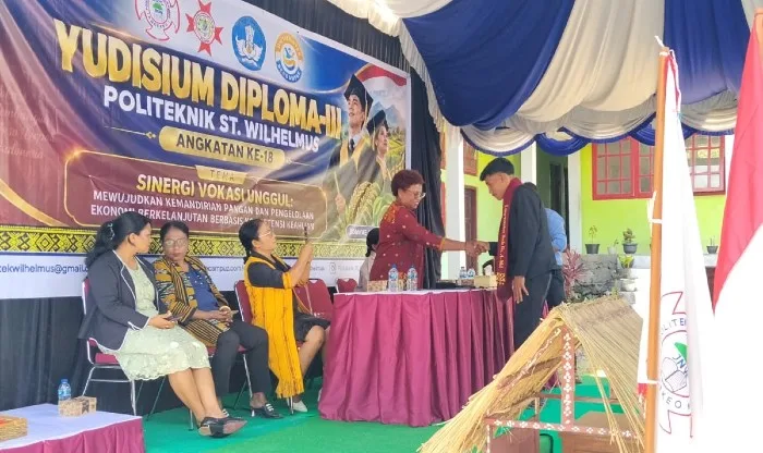 79 Mahasiswa Politeknik St. Wilhelmus di Nagekeo Ikuti Yudisium Kelulusan
